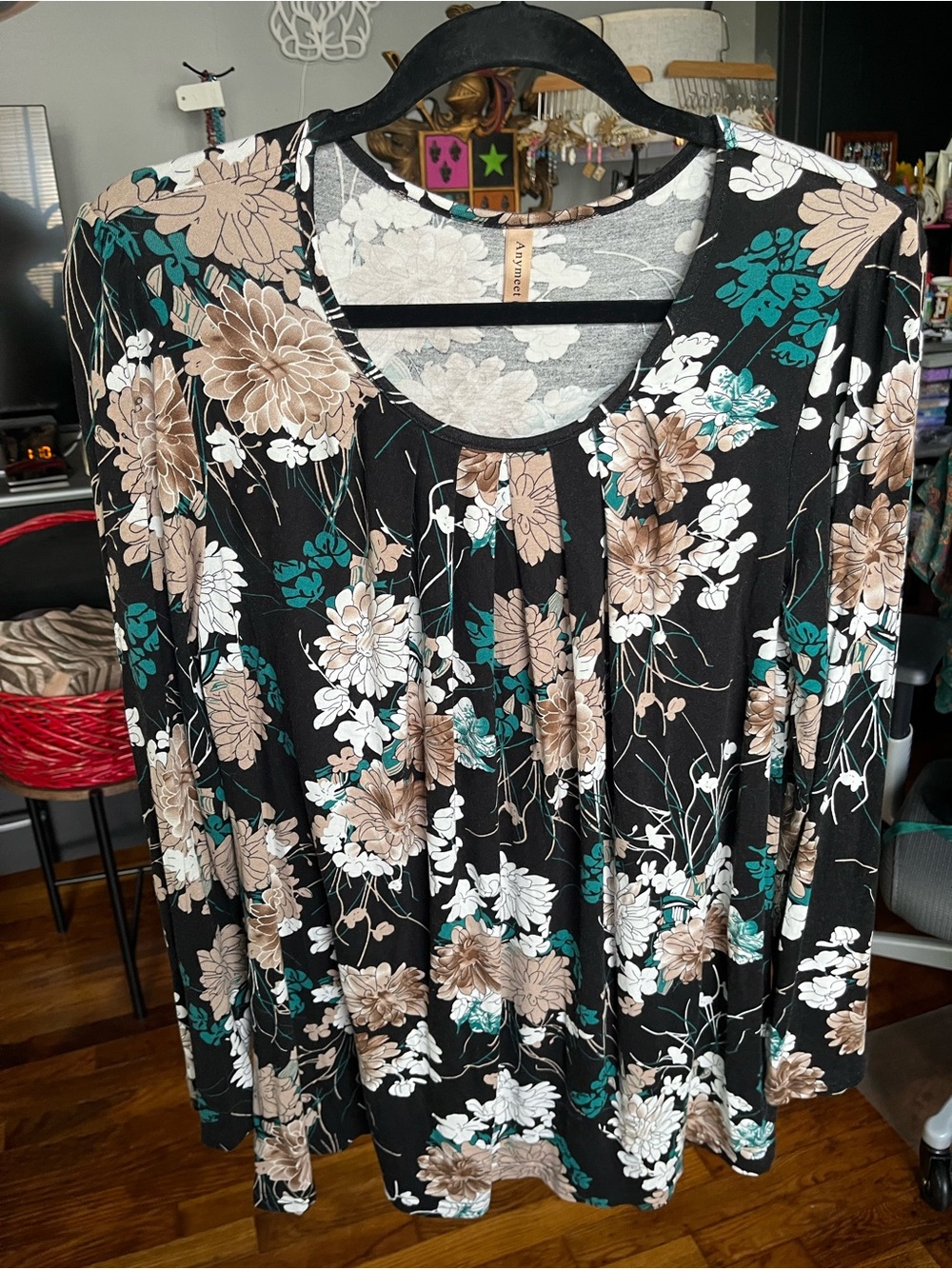 Anymeet XL Floral Pleated Scoop Neck Long Sleeve Top - Black/Green/Tan - Picture 1 of 6